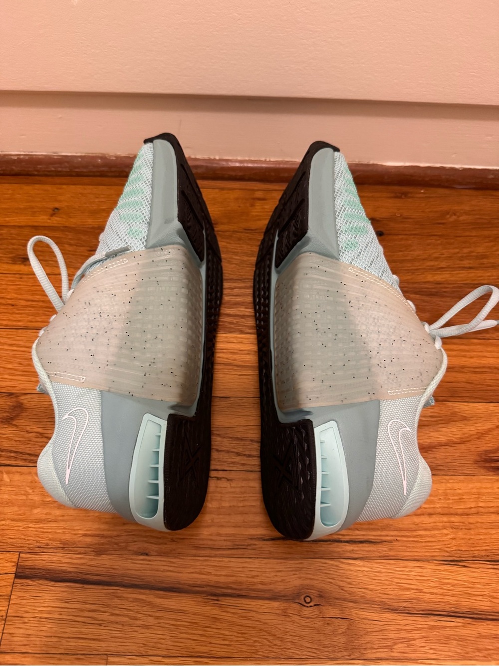 Nike Metcons - Picture 3 of 5